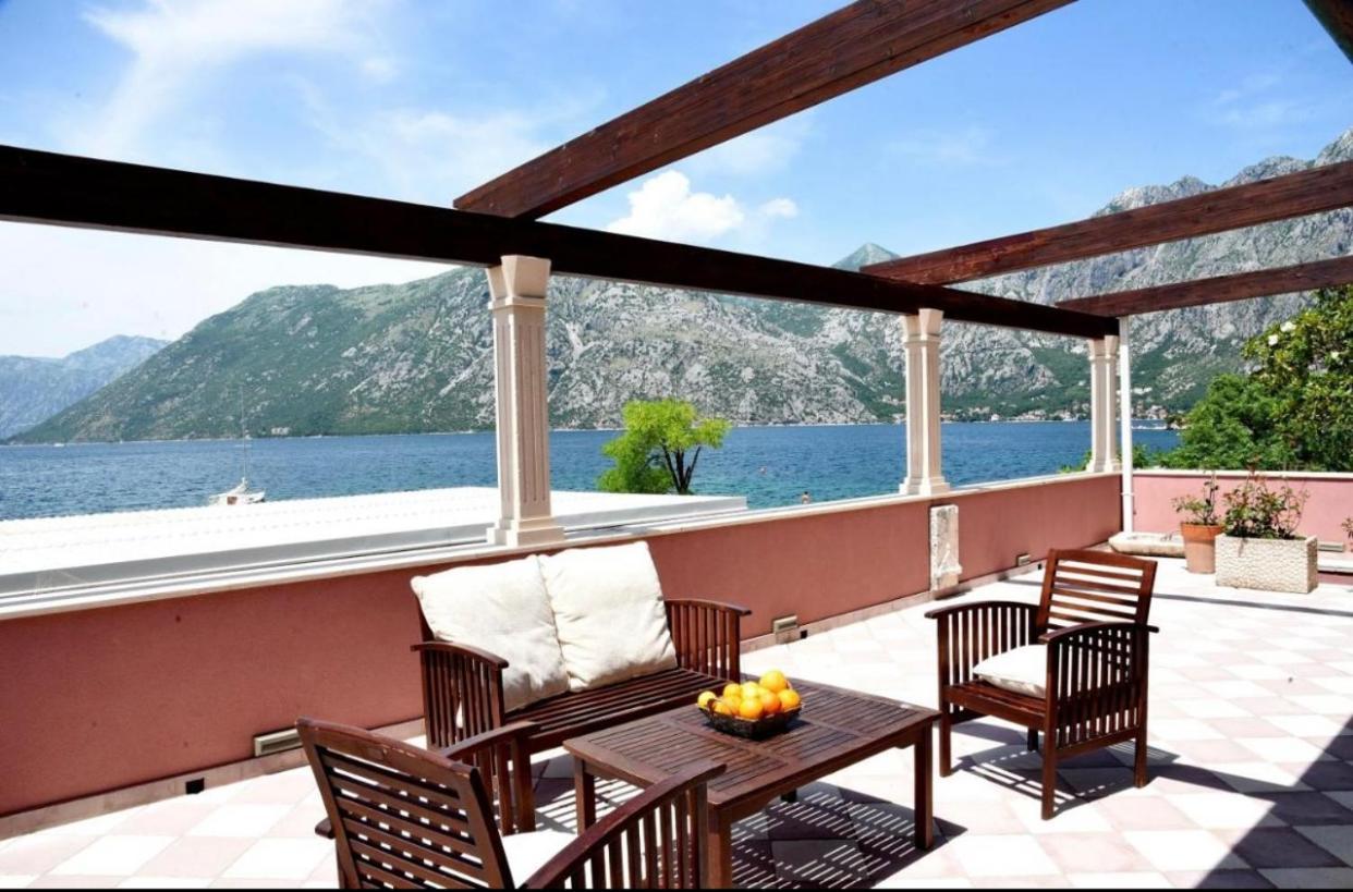 Apartments Barba Kotor Bagian luar foto