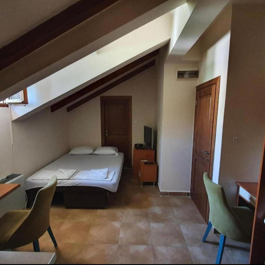 Apartments Barba Kotor Bagian luar foto