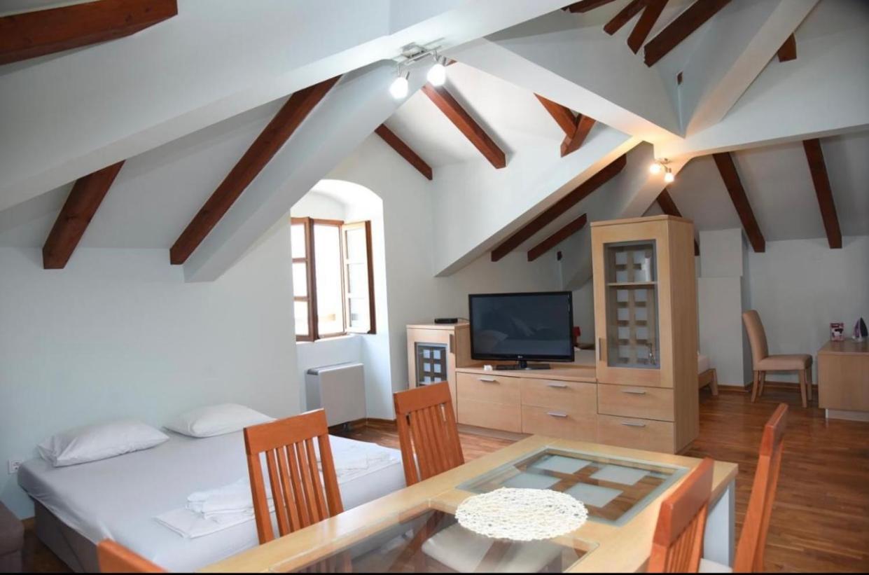Apartments Barba Kotor Bagian luar foto