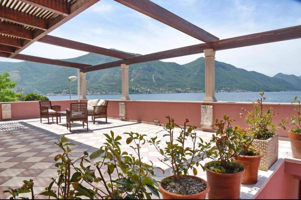 Apartments Barba Kotor Bagian luar foto