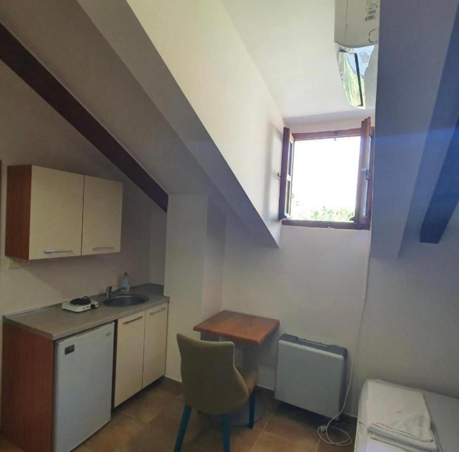 Apartments Barba Kotor Bagian luar foto