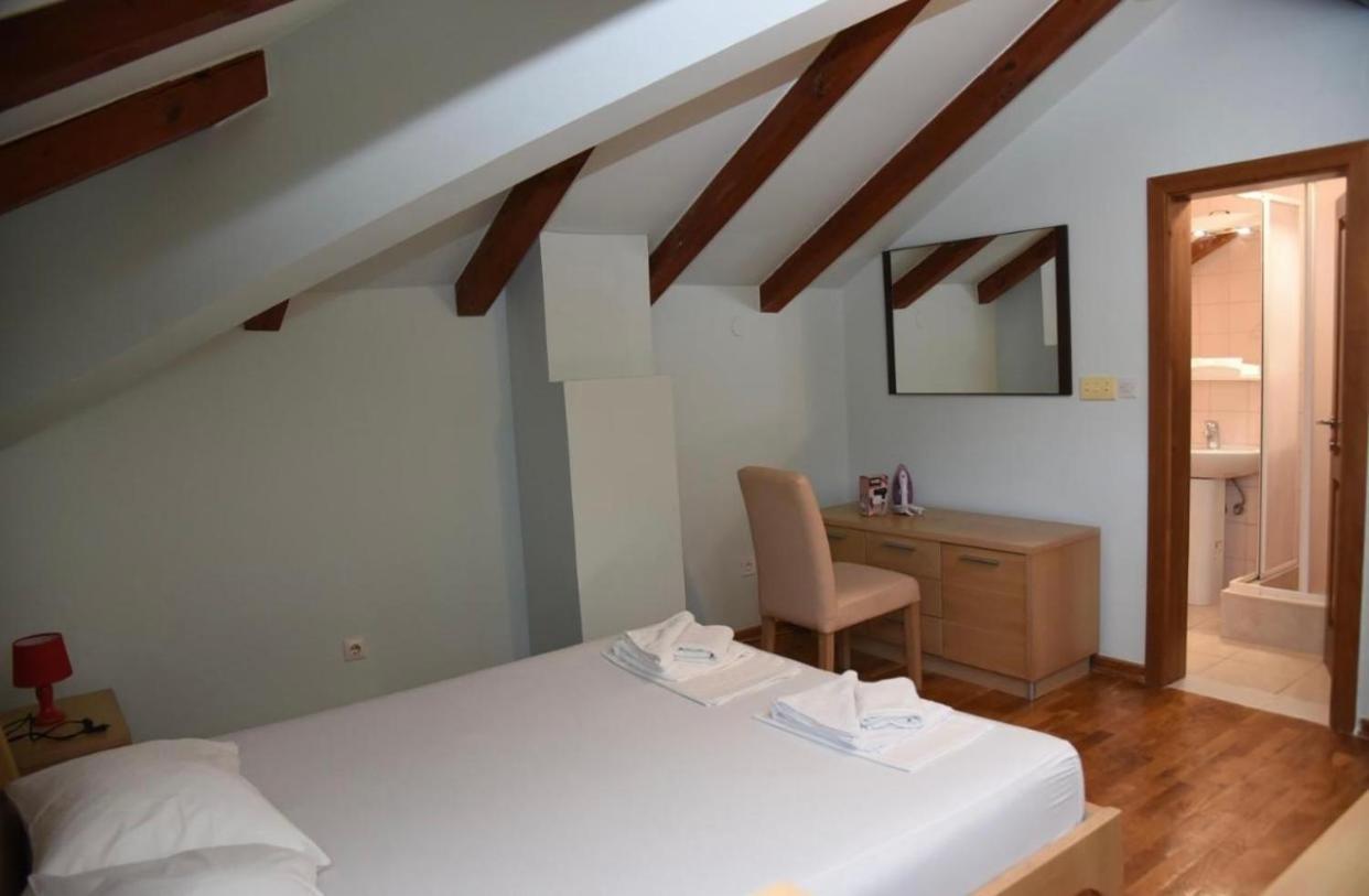 Apartments Barba Kotor Bagian luar foto