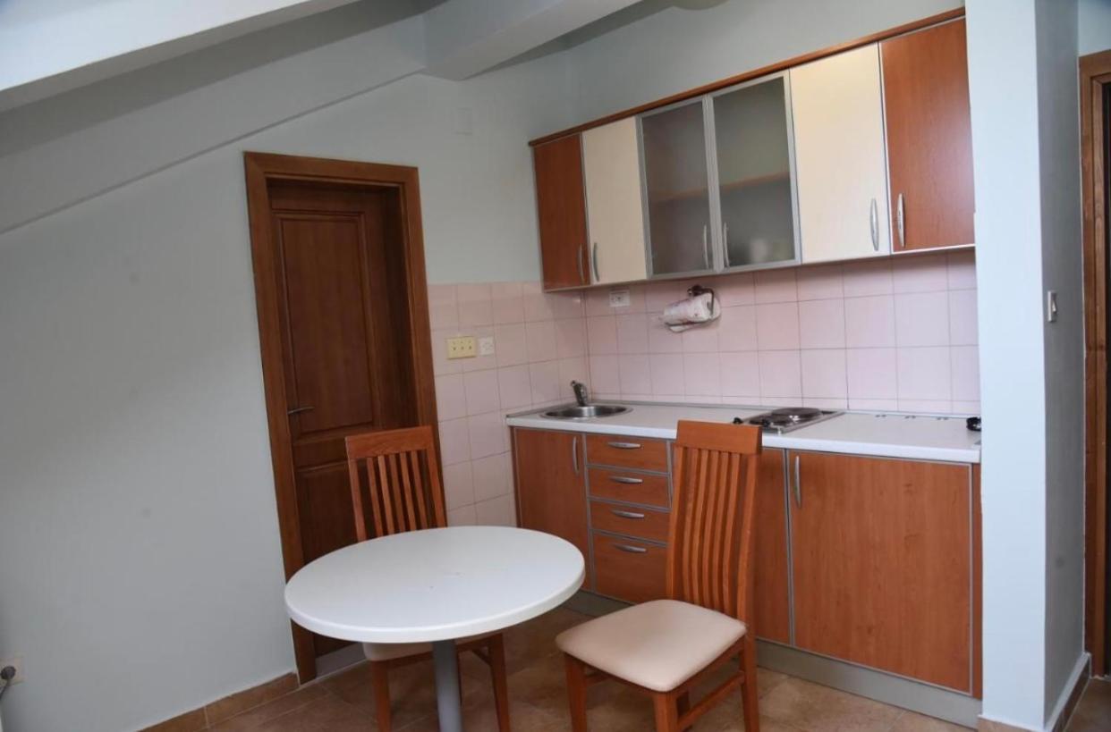 Apartments Barba Kotor Bagian luar foto