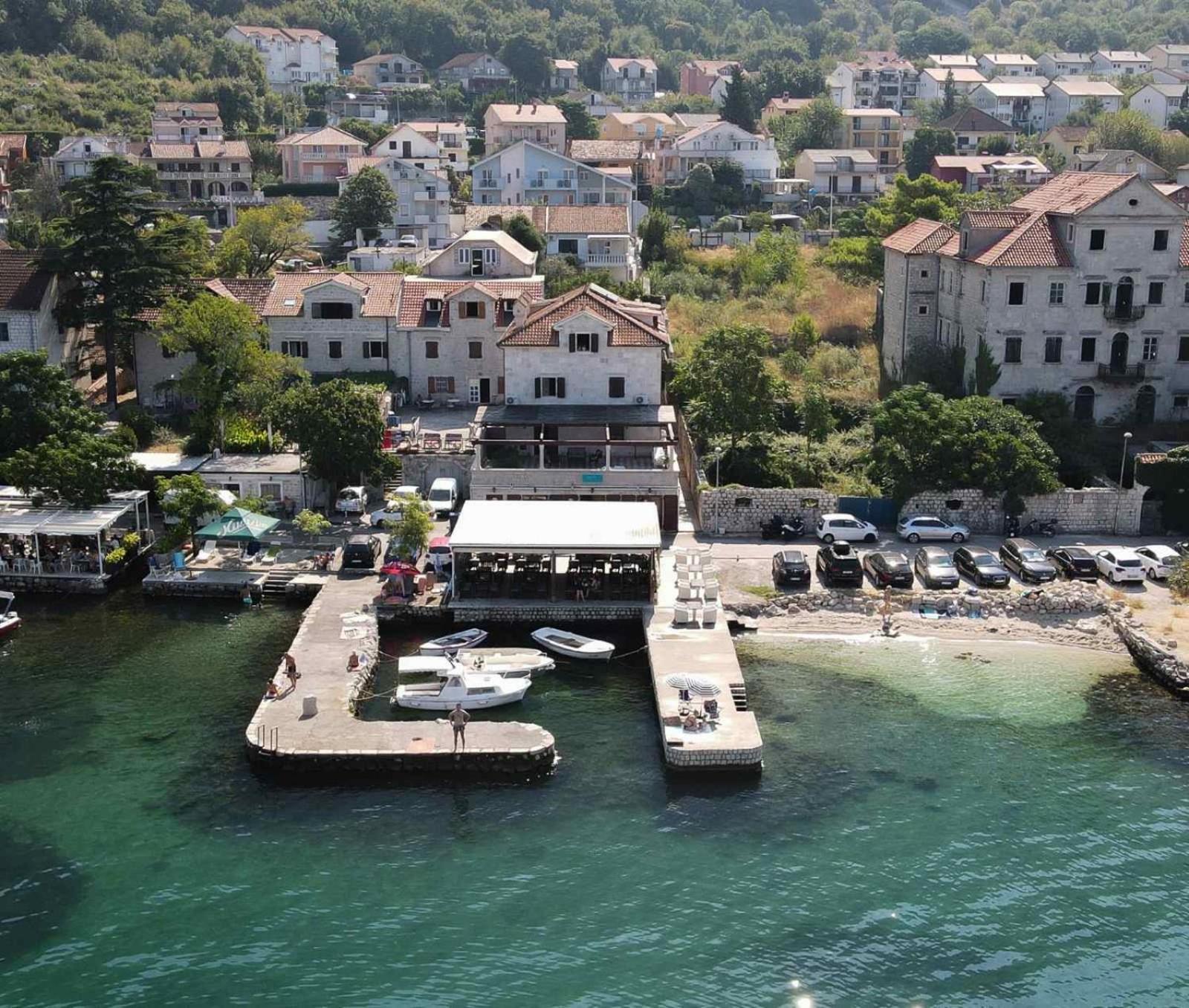 Apartments Barba Kotor Bagian luar foto